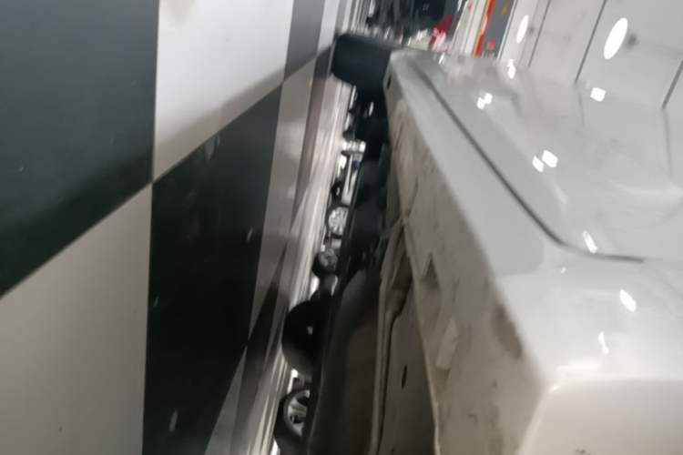 Used GAC Trumpchi M6 2023 PRO 270T DCT Luxury Edition Right Side Sill