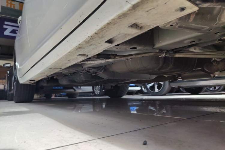 Used GAC Trumpchi M6 2023 PRO 270T DCT Luxury Edition Right Side Sill