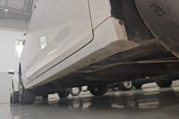 Used GAC Trumpchi M6 2023 PRO 270T DCT Luxury Edition Right Side Sill