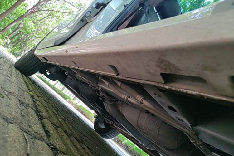 Used GAC Trumpchi M6 2023 PRO 270T DCT Luxury Edition Right Side Sill