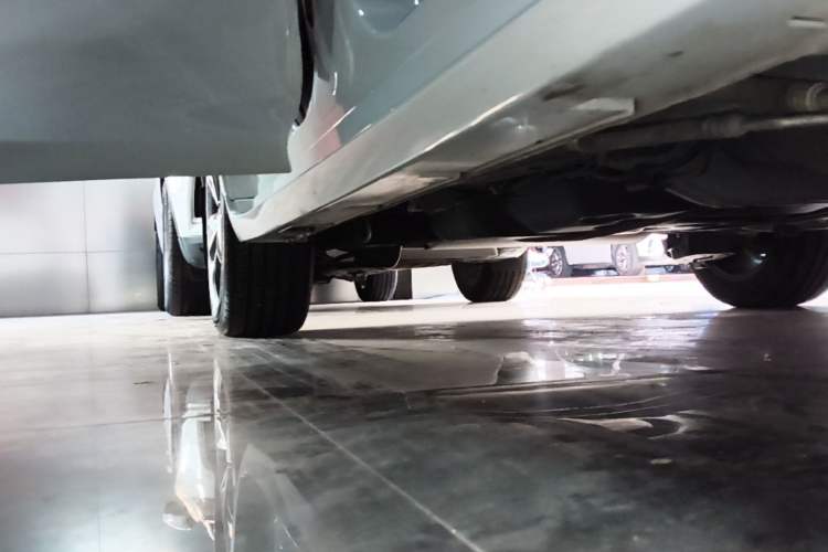 Used GAC Trumpchi M6 2023 PRO 270T DCT Luxury Edition Right Side Sill
