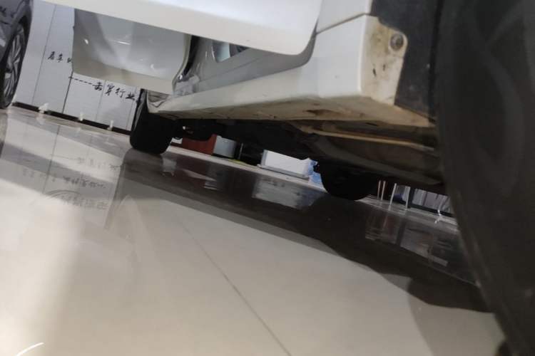 Used GAC Trumpchi M6 2023 PRO 270T DCT Elite Edition Right Side Sill