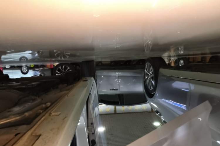 Used GAC Trumpchi M6 2023 PRO 270T DCT Luxury Edition Right Side Sill