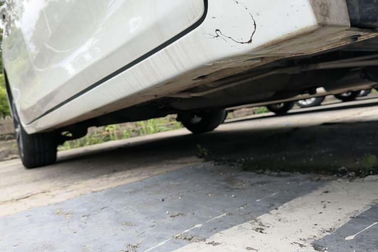 Used GAC Trumpchi M6 2023 PRO 270T DCT Luxury Edition Right Side Sill