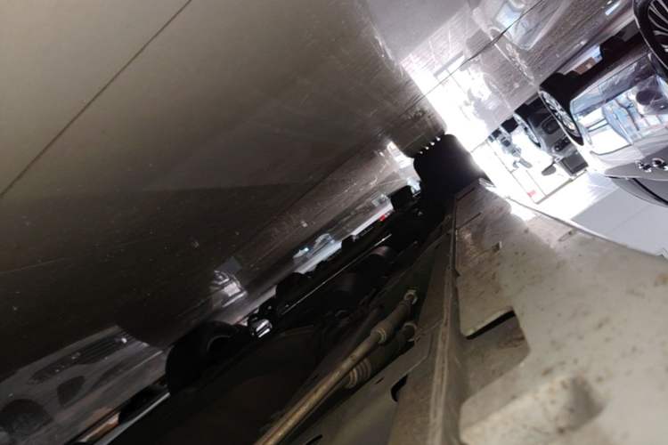 Used GAC Trumpchi M6 2023 PRO 270T DCT Luxury Edition Right Side Sill