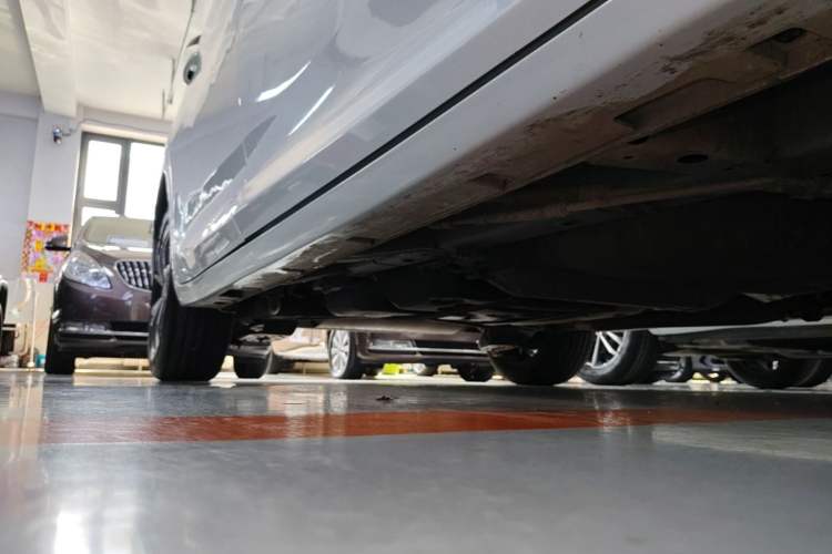 Used GAC Trumpchi M6 2023 PRO 270T DCT Luxury Edition Right Side Sill