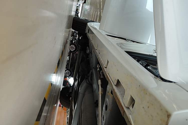 Used GAC Trumpchi M6 2023 PRO 270T DCT Luxury Edition Right Side Sill