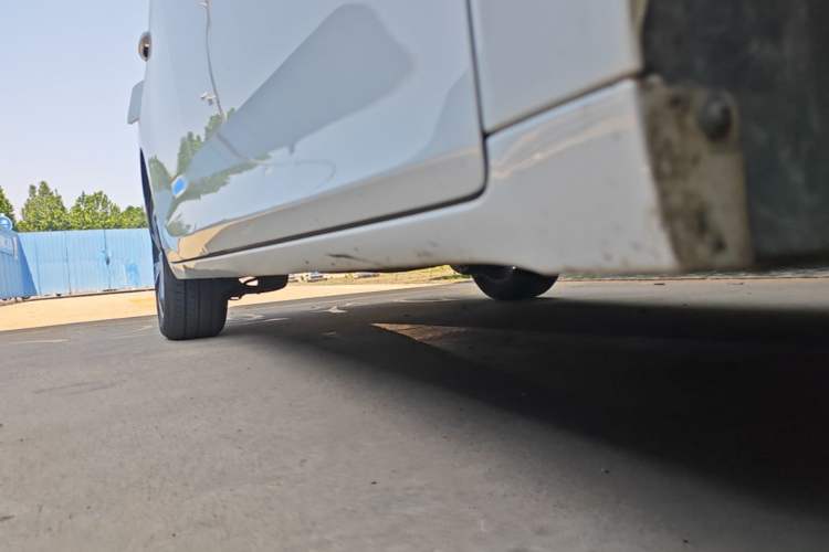 Used GAC Trumpchi M6 2023 PRO 270T DCT Luxury Edition Right Side Sill