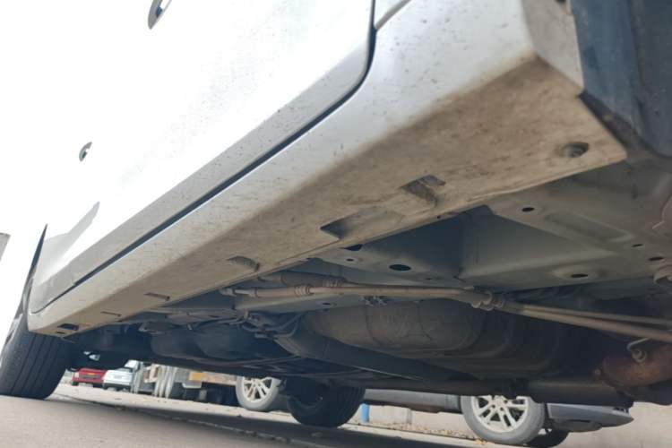 Used GAC Trumpchi M6 2023 PRO 270T DCT Luxury Edition Right Side Sill