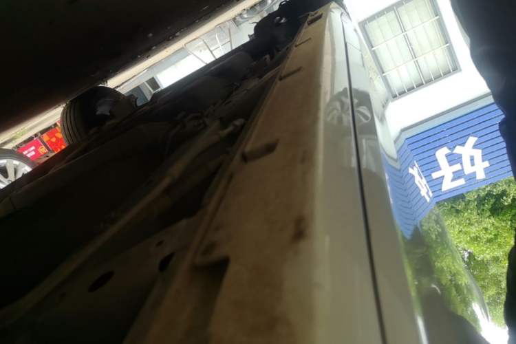 Used GAC Trumpchi M6 2023 PRO 270T DCT Luxury Edition Right Side Sill