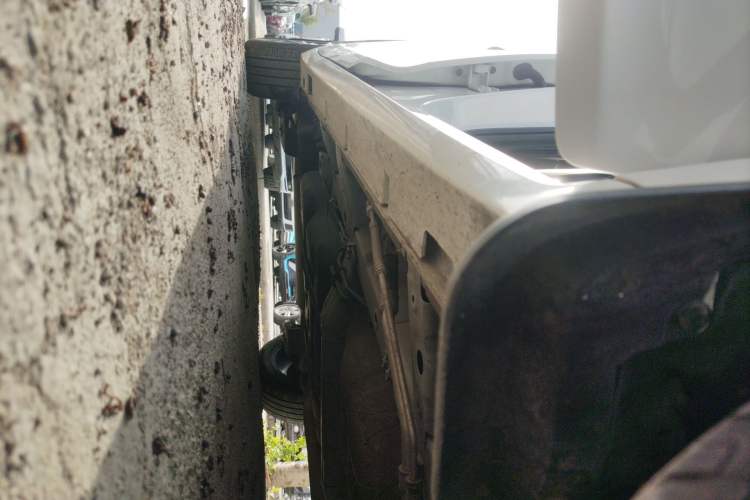 Used GAC Trumpchi M6 2023 PRO 270T DCT Luxury Edition Right Side Sill