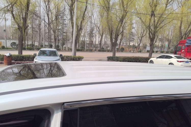 Used GAC Trumpchi M6 2023 PRO 270T DCT Luxury Edition Roof