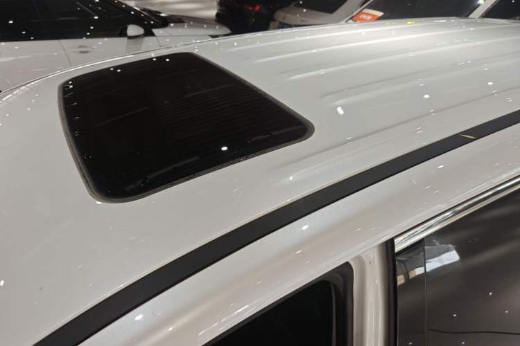 Used GAC Trumpchi M6 2023 PRO 270T DCT Luxury Edition Roof