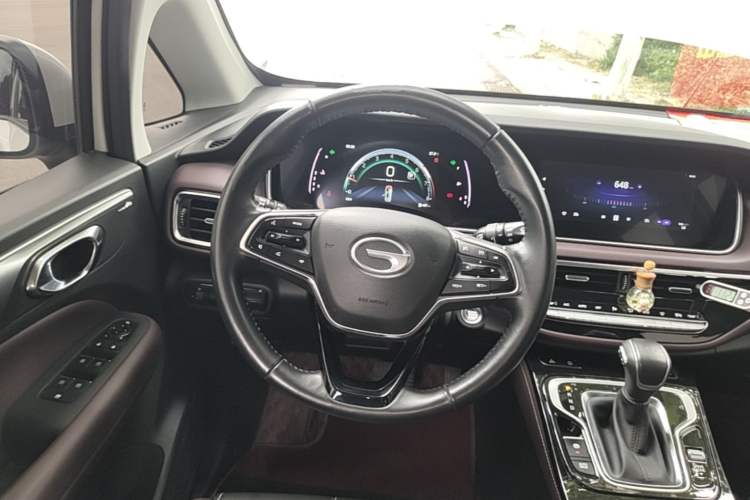 Used GAC Trumpchi M6 2023 PRO 270T DCT Luxury Edition Steering Wheel