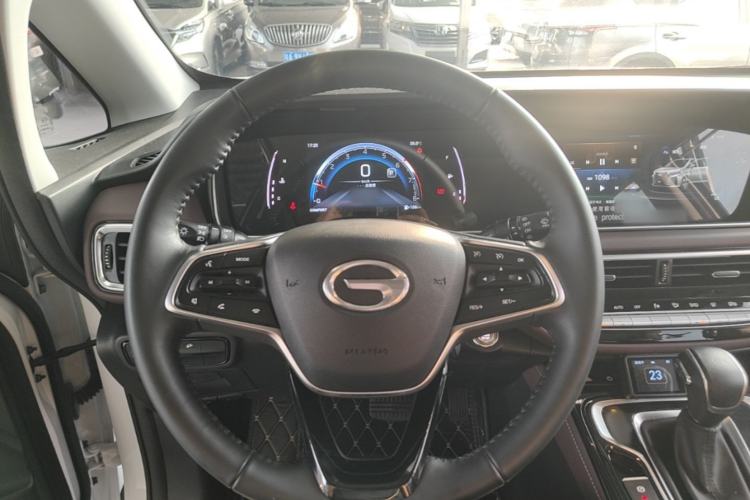 Used GAC Trumpchi M6 2023 PRO 270T DCT Luxury Edition Steering Wheel