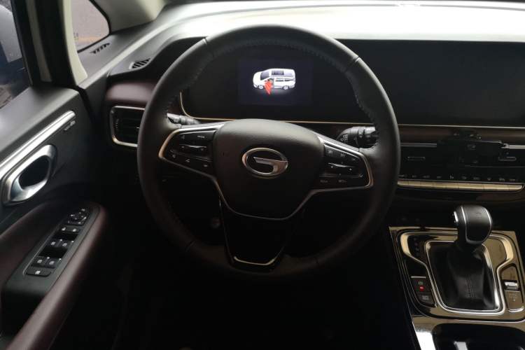 Used GAC Trumpchi M6 2023 PRO 270T DCT Luxury Edition Steering Wheel