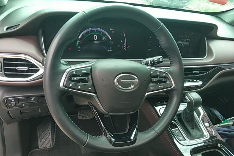 Used GAC Trumpchi M6 2023 PRO 270T DCT Luxury Edition Steering Wheel