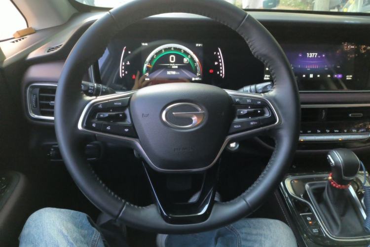 Used GAC Trumpchi M6 2023 PRO 270T DCT Luxury Edition Steering Wheel
