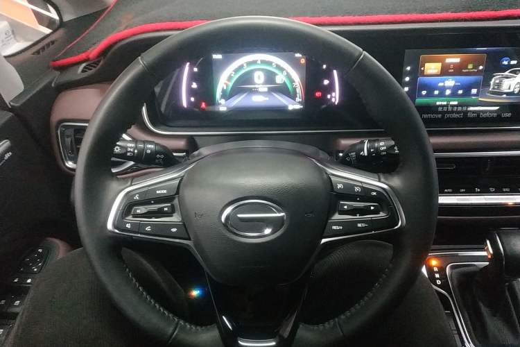 Used GAC Trumpchi M6 2023 PRO 270T DCT Luxury Edition Steering Wheel