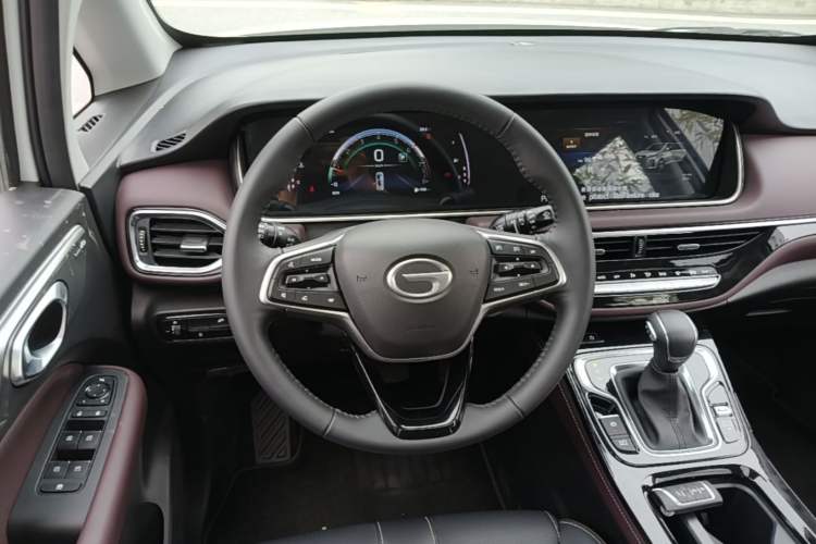 Used GAC Trumpchi M6 2023 PRO 270T DCT Luxury Edition Steering Wheel