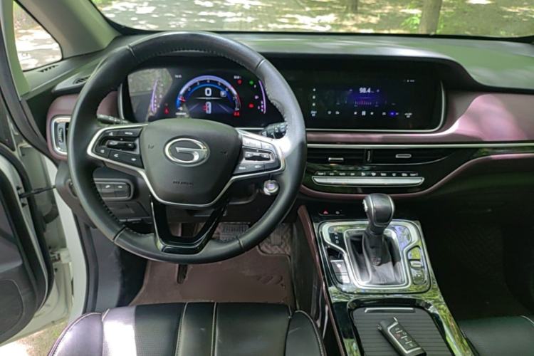 Used GAC Trumpchi M6 2023 PRO 270T DCT Luxury Edition Steering Wheel
