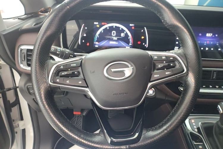 Used GAC Trumpchi M6 2023 PRO 270T DCT Luxury Edition Steering Wheel