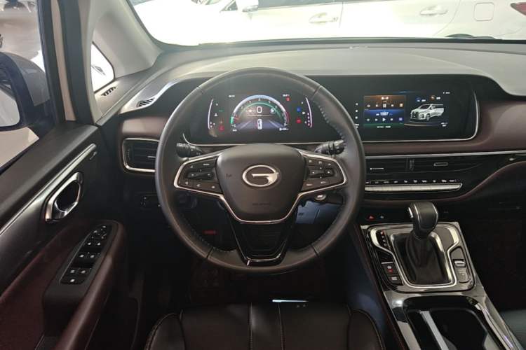 Used GAC Trumpchi M6 2023 PRO 270T DCT Luxury Edition Steering Wheel
