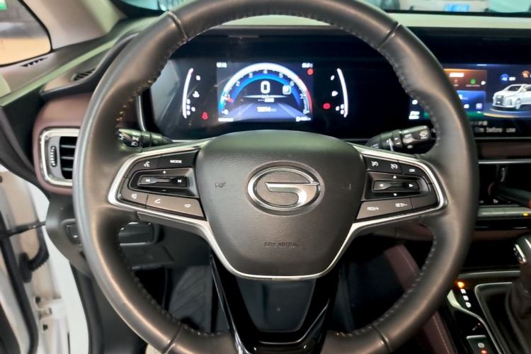 Used GAC Trumpchi M6 2023 PRO 270T DCT Luxury Edition Steering Wheel