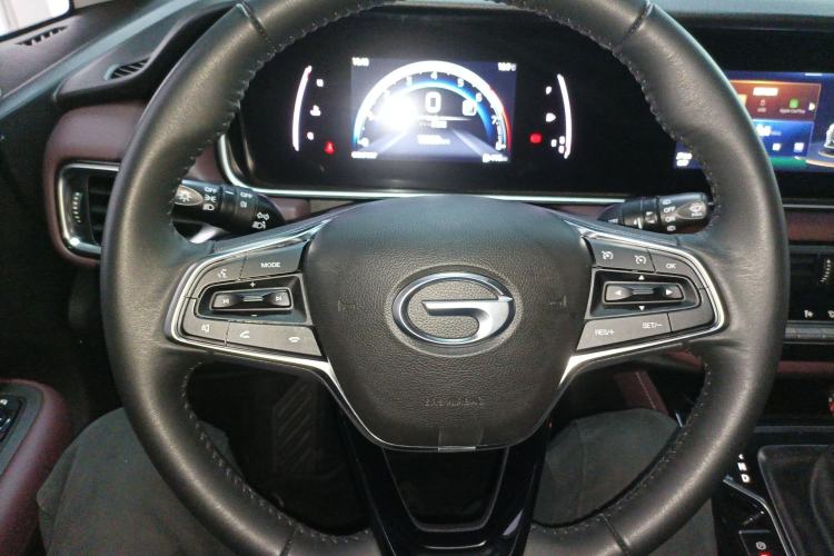 Used GAC Trumpchi M6 2023 PRO 270T DCT Luxury Edition Steering Wheel