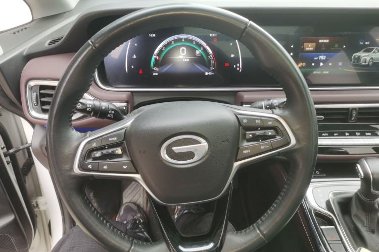 Used GAC Trumpchi M6 2023 PRO 270T DCT Luxury Edition Steering Wheel