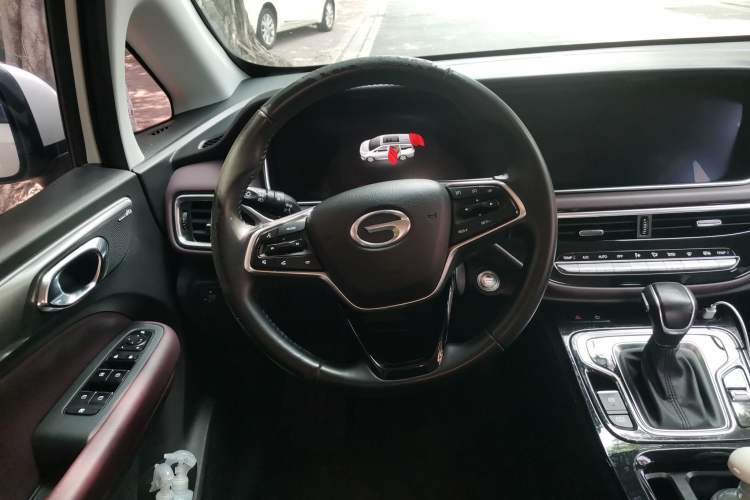 Used GAC Trumpchi M6 2023 PRO 270T DCT Luxury Edition Steering Wheel