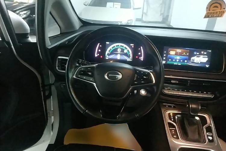 Used GAC Trumpchi M6 2023 PRO 270T DCT Luxury Edition Steering Wheel