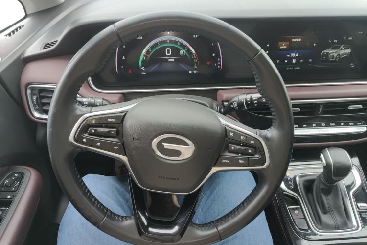 Used GAC Trumpchi M6 2023 PRO 270T DCT Luxury Edition Steering Wheel