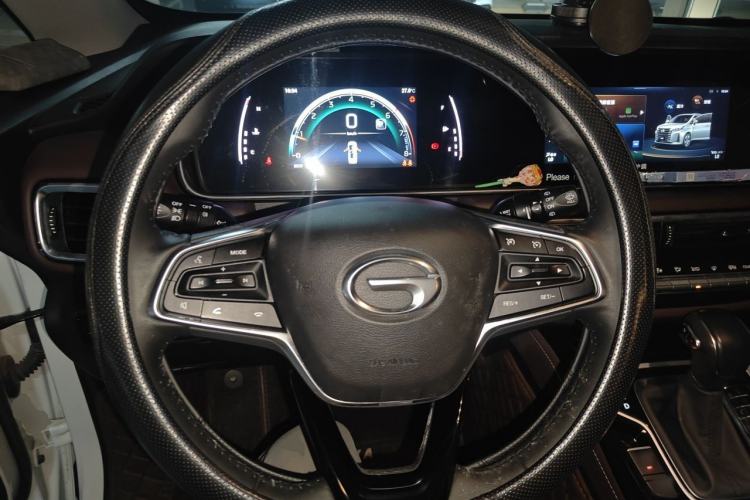 Used GAC Trumpchi M6 2023 PRO 270T DCT Luxury Edition Steering Wheel