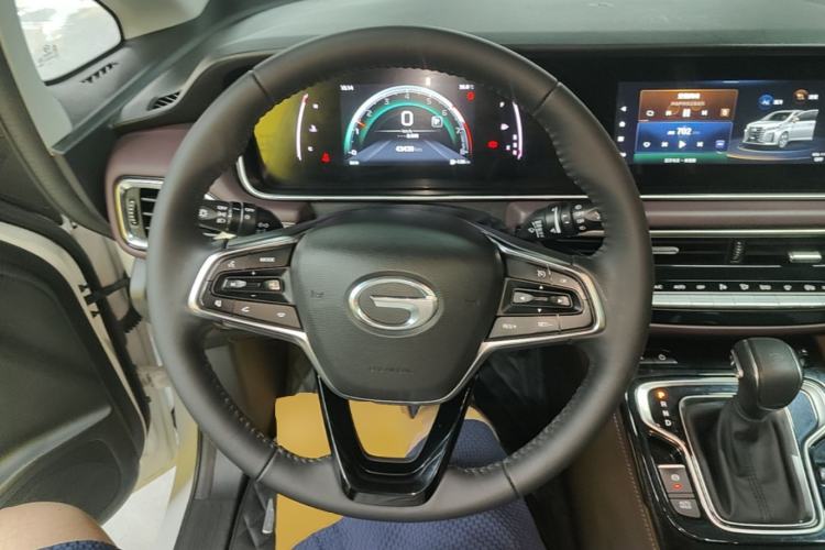 Used GAC Trumpchi M6 2023 PRO 270T DCT Luxury Edition Steering Wheel
