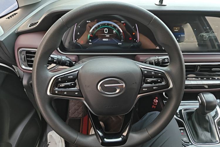 Used GAC Trumpchi M6 2023 PRO 270T DCT Elite Edition Steering Wheel