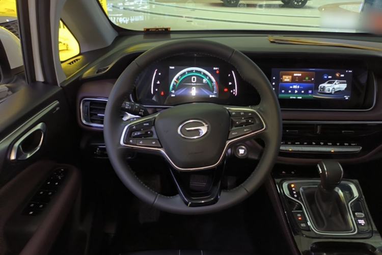 Used GAC Trumpchi M6 2023 PRO 270T DCT Luxury Edition Steering Wheel