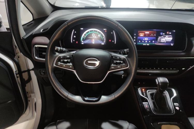 Used GAC Trumpchi M6 2023 PRO 270T DCT Elite Edition Steering Wheel