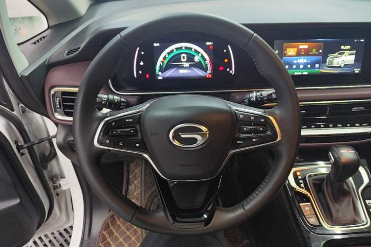 Used GAC Trumpchi M6 2023 PRO 270T DCT Luxury Edition Steering Wheel