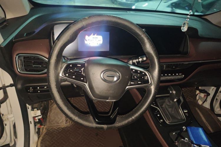 Used GAC Trumpchi M6 2023 PRO 270T DCT Luxury Edition Steering Wheel