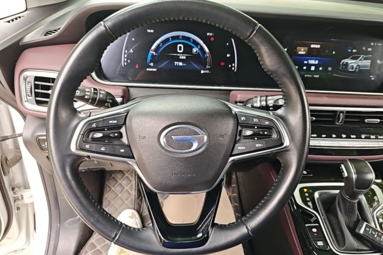 Used GAC Trumpchi M6 2023 PRO 270T DCT Luxury Edition Steering Wheel