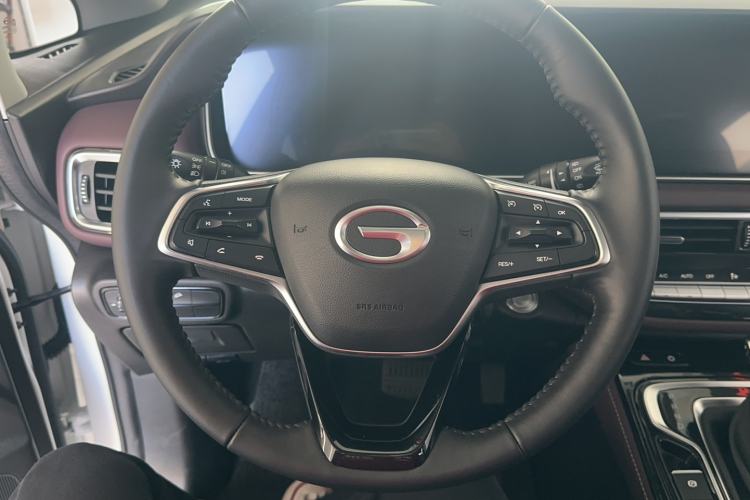 Used GAC Trumpchi M6 2023 PRO 270T DCT Luxury Edition Steering Wheel