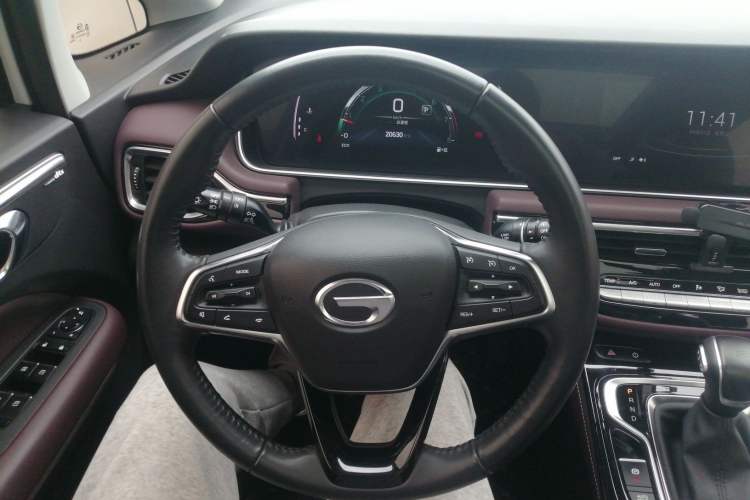 Used GAC Trumpchi M6 2023 PRO 270T DCT Luxury Edition Steering Wheel