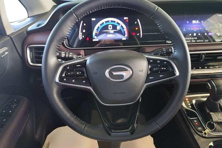 Used GAC Trumpchi M6 2023 PRO 270T DCT Luxury Edition Steering Wheel