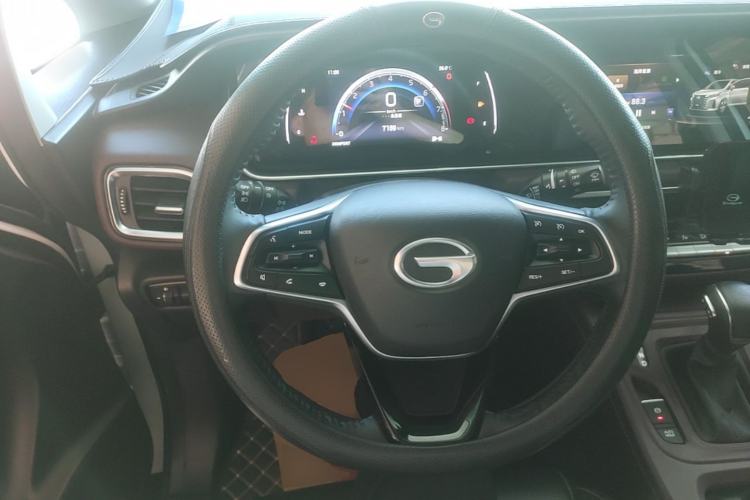 Used GAC Trumpchi M6 2023 PRO 270T DCT Luxury Edition Steering Wheel
