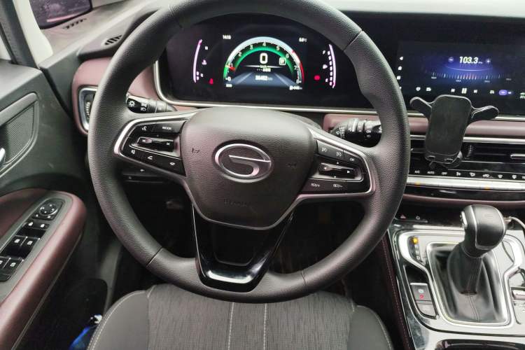 Used GAC Trumpchi M6 2023 PRO 270T DCT Elite Edition Steering Wheel