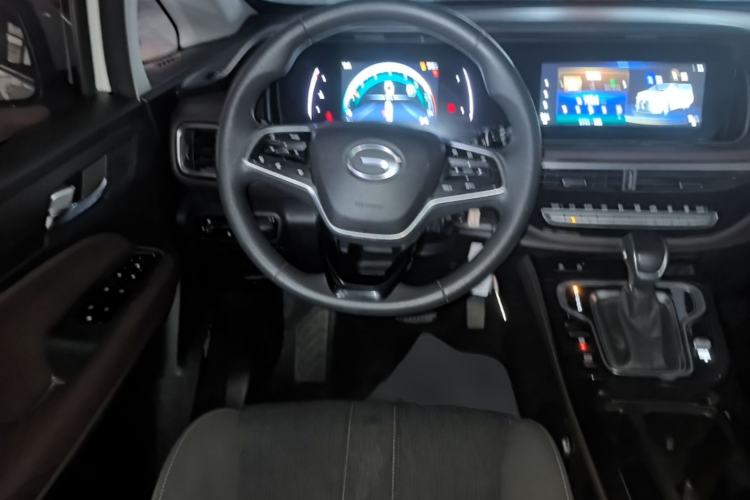 Used GAC Trumpchi M6 2023 PRO 270T DCT Elite Edition Steering Wheel