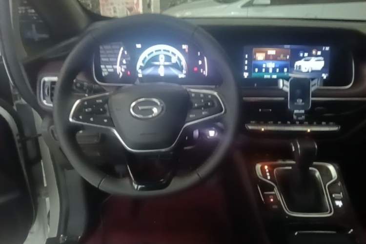Used GAC Trumpchi M6 2023 PRO 270T DCT Luxury Edition Steering Wheel