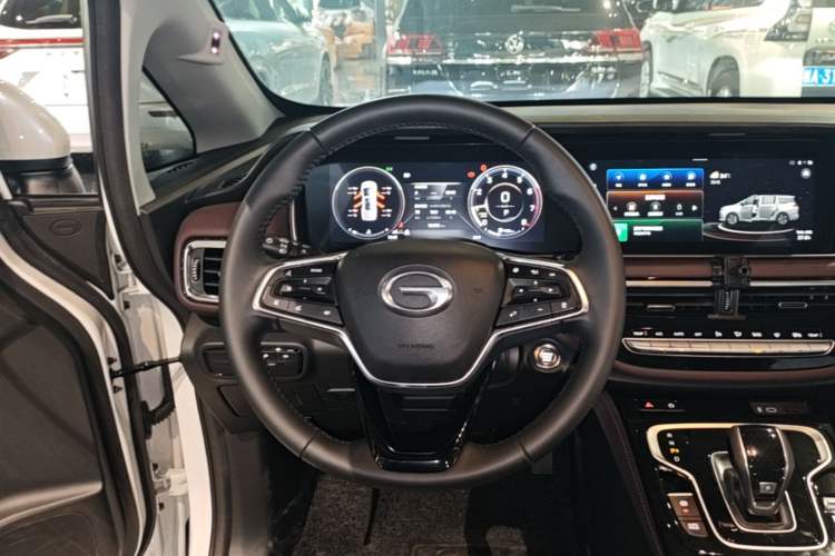 Used GAC Trumpchi M6 2023 PRO 270T DCT Prestige Edition Steering Wheel