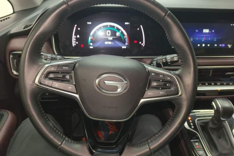 Used GAC Trumpchi M6 2023 PRO 270T DCT Luxury Edition Steering Wheel
